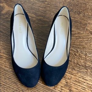 Nine West faux suede shoes